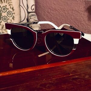 FENDI BURGUNDI & WHITE SUNGLASSES